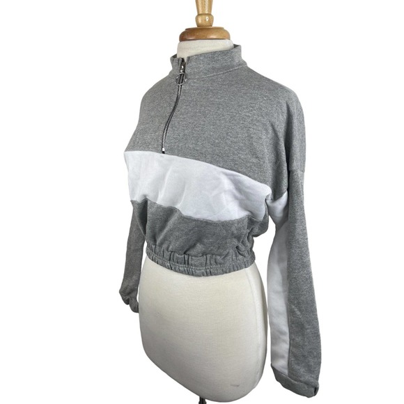 gray & white cropped mock neck quarter zip sweatshirt half zip sweater elastic - Picture 8 of 11